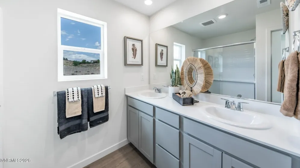 2267 Unionville, Reno, Nevada 89506, 4 Bedrooms Bedrooms, ,3 BathroomsBathrooms,Residential,Residential,Unionville,0,260013703