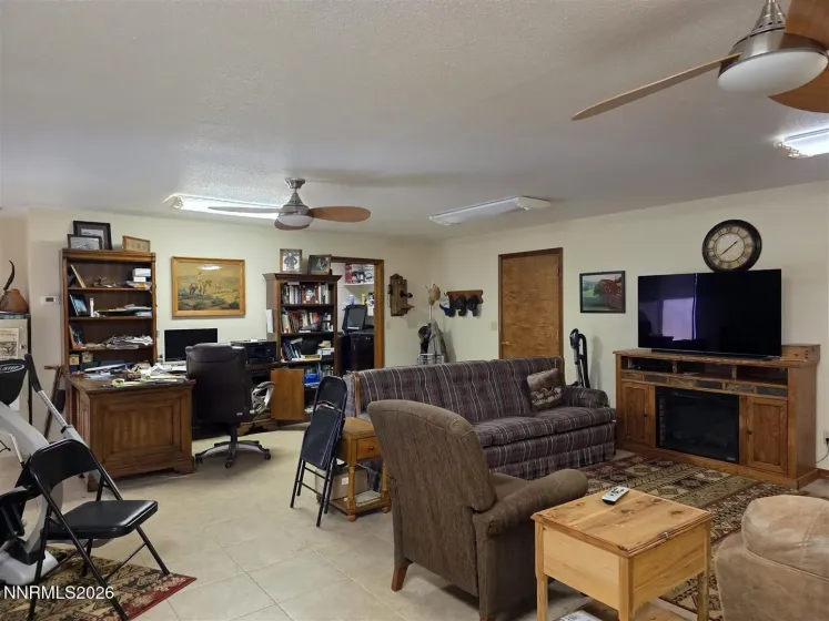 81 US Hwy 95a, Yerington, Nevada 89447, 3 Bedrooms Bedrooms, ,3 BathroomsBathrooms,Residential,Residential,US Hwy 95a,0,260013704