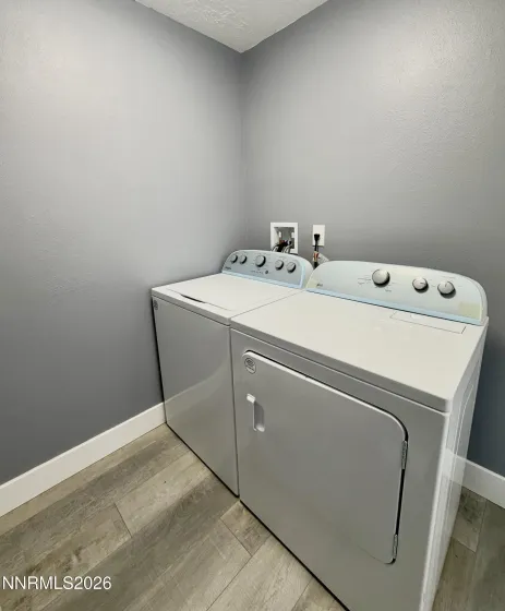 125 Reeves, Mc Dermitt, Nevada 89421, 3 Bedrooms Bedrooms, ,2 BathroomsBathrooms,Residential,Residential,Reeves,0,260013708