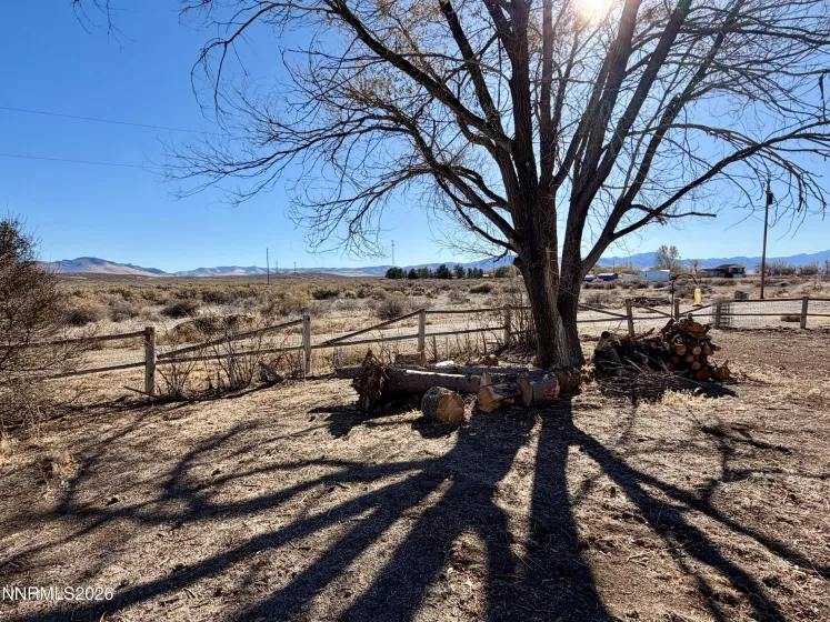 125 Reeves, Mc Dermitt, Nevada 89421, 3 Bedrooms Bedrooms, ,2 BathroomsBathrooms,Residential,Residential,Reeves,0,260013708