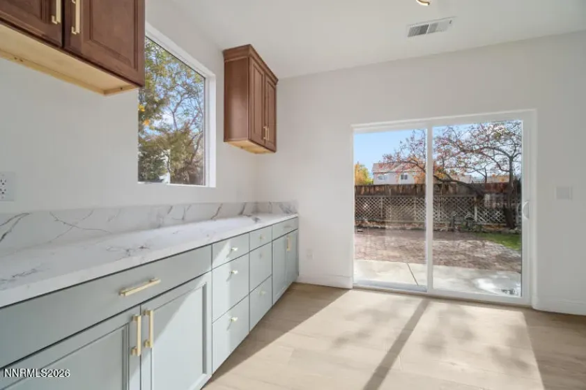 10570 Iron Ridge, Reno, Nevada 89521, 4 Bedrooms Bedrooms, ,3 BathroomsBathrooms,Residential,Residential,Iron Ridge,0,260013709