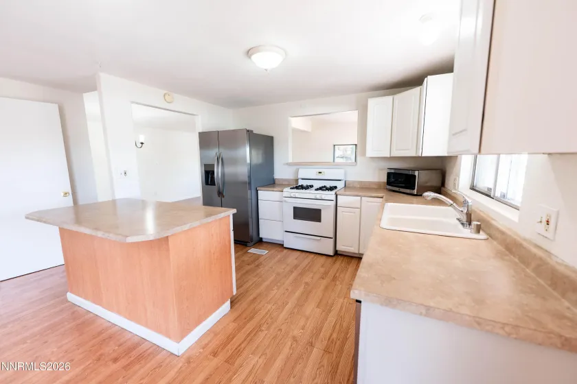 876 Mica, Carson City, Nevada 89705, 2 Bedrooms Bedrooms, ,2 BathroomsBathrooms,Residential,Residential,Mica,0,260013711