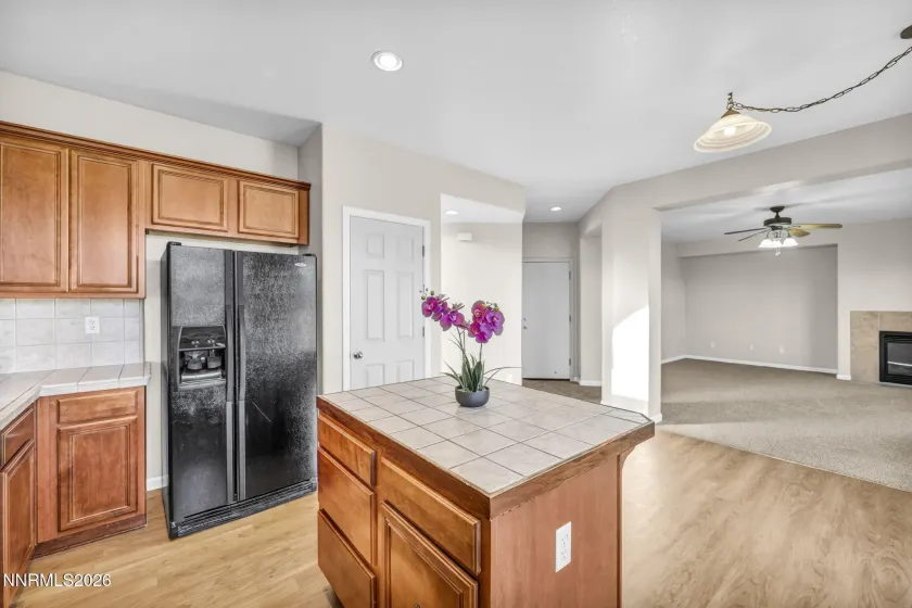 2360 Dodge, Sparks, Nevada 89436, 4 Bedrooms Bedrooms, ,3 BathroomsBathrooms,Residential,Residential,Dodge,0,260013715