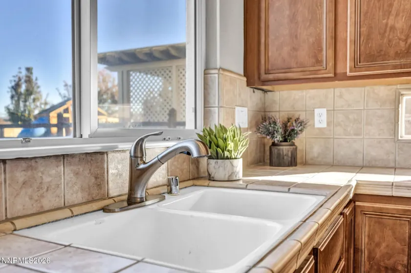 2360 Dodge, Sparks, Nevada 89436, 4 Bedrooms Bedrooms, ,3 BathroomsBathrooms,Residential,Residential,Dodge,0,260013715