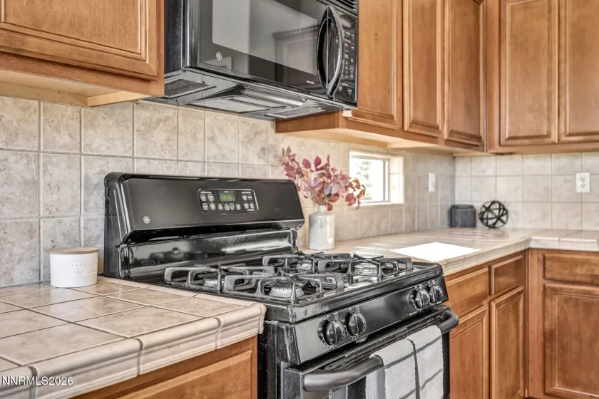 2360 Dodge, Sparks, Nevada 89436, 4 Bedrooms Bedrooms, ,3 BathroomsBathrooms,Residential,Residential,Dodge,0,260013715