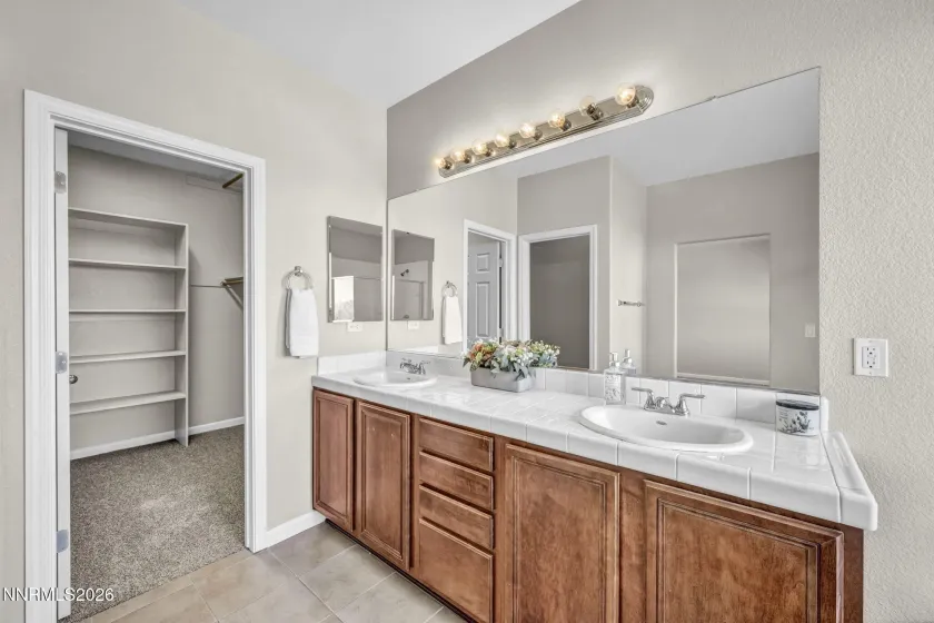 2360 Dodge, Sparks, Nevada 89436, 4 Bedrooms Bedrooms, ,3 BathroomsBathrooms,Residential,Residential,Dodge,0,260013715