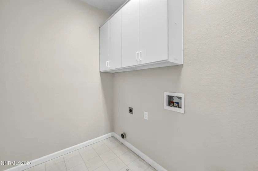 2360 Dodge, Sparks, Nevada 89436, 4 Bedrooms Bedrooms, ,3 BathroomsBathrooms,Residential,Residential,Dodge,0,260013715