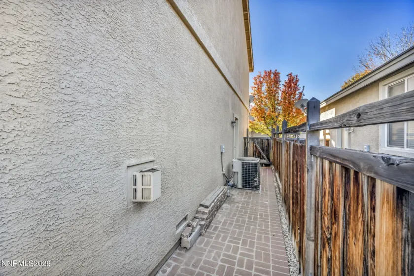 2360 Dodge, Sparks, Nevada 89436, 4 Bedrooms Bedrooms, ,3 BathroomsBathrooms,Residential,Residential,Dodge,0,260013715
