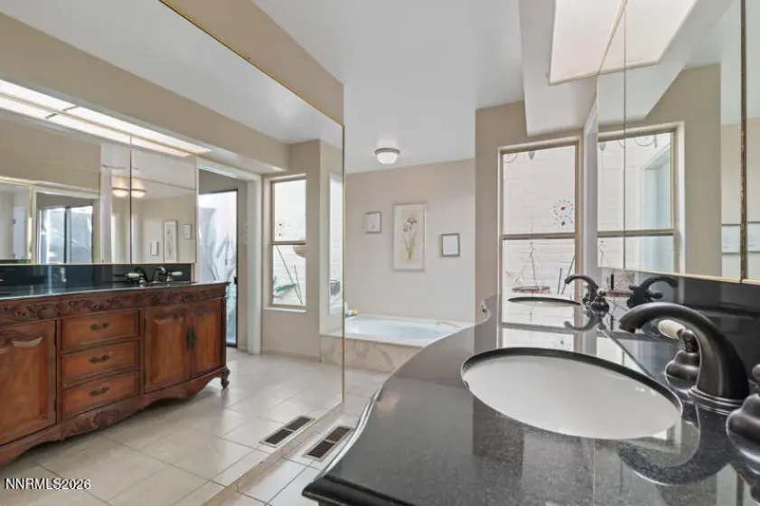 4823 Lakeridge, Reno, Nevada 89509, 2 Bedrooms Bedrooms, ,2 BathroomsBathrooms,Residential,Residential,Lakeridge,0,260013717