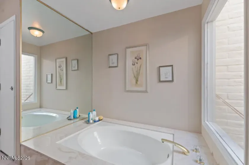 4823 Lakeridge, Reno, Nevada 89509, 2 Bedrooms Bedrooms, ,2 BathroomsBathrooms,Residential,Residential,Lakeridge,0,260013717