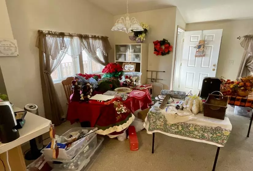 200 James Court, Moundhouse, Nevada 89706, 2 Bedrooms Bedrooms, 7 Rooms Rooms,1 BathroomBathrooms,Manufactured,Residential,#13,James,220013717